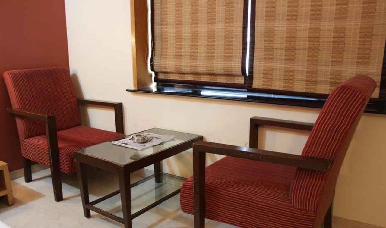 Sukh Hotel Mumbai Exterior photo