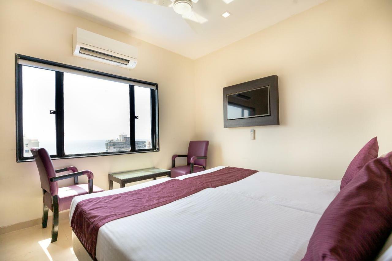 Sukh Hotel Mumbai Exterior photo